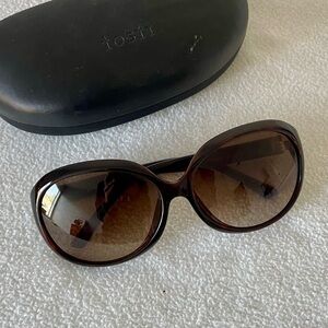 Tosti Sunglasses TTS09002 tortoise color